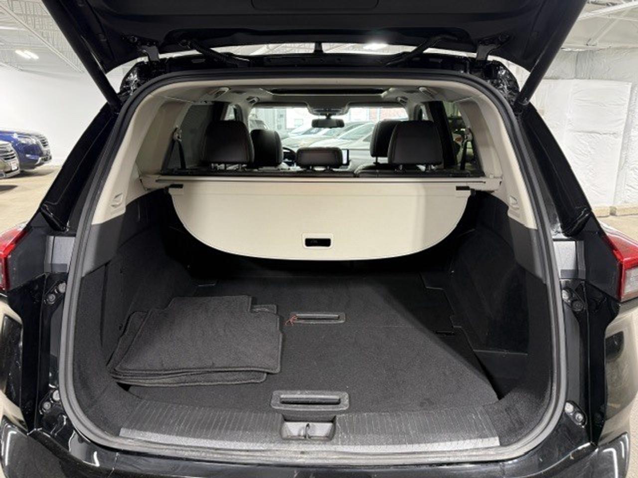 2024 Nissan Rogue SL 4dr All-Wheel Drive Sport Utility Photo