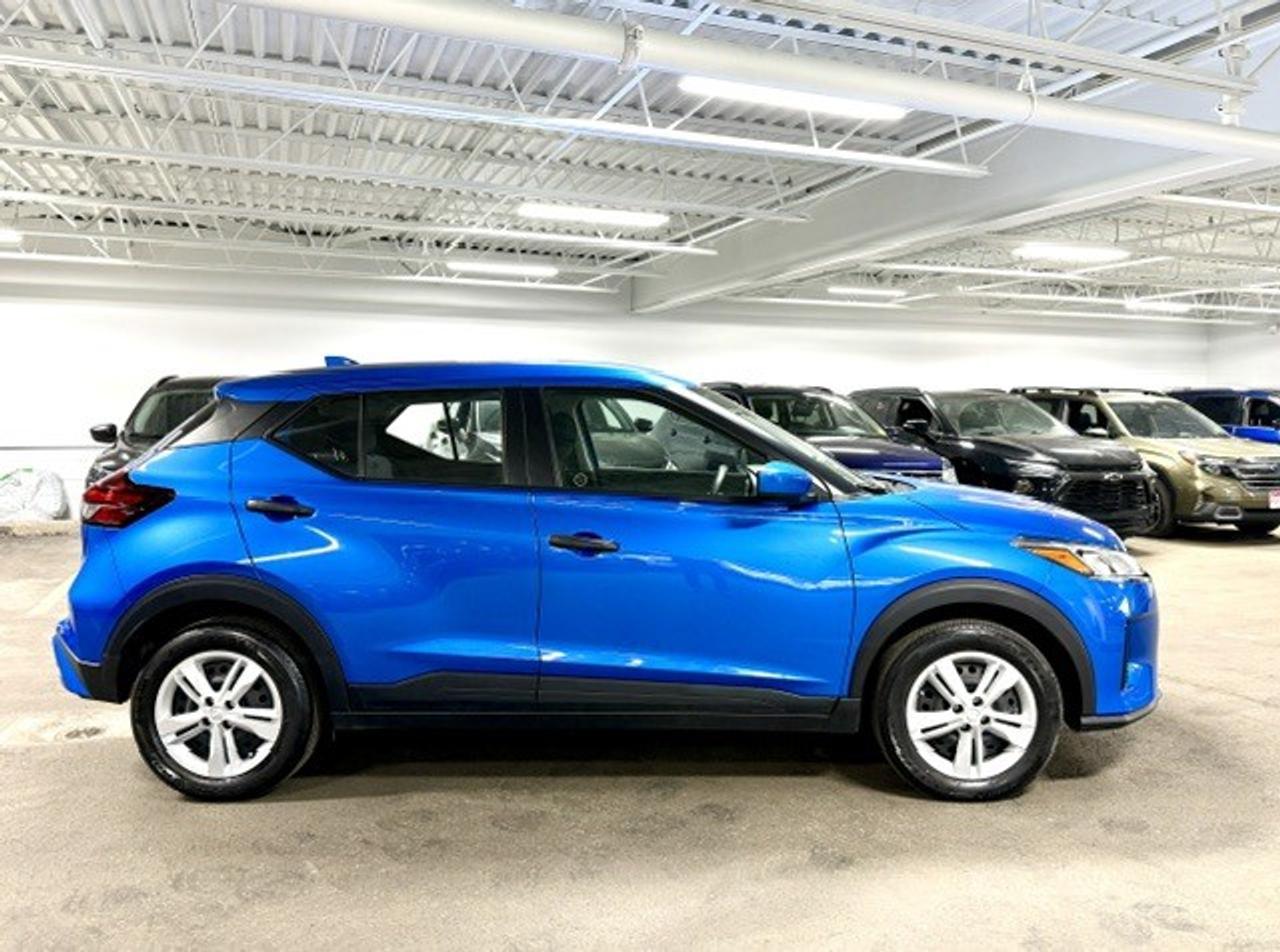 2024 Nissan Kicks S, APPLE CarPlay, BLIND SPOT, RearView CAM, STREAM Photo3