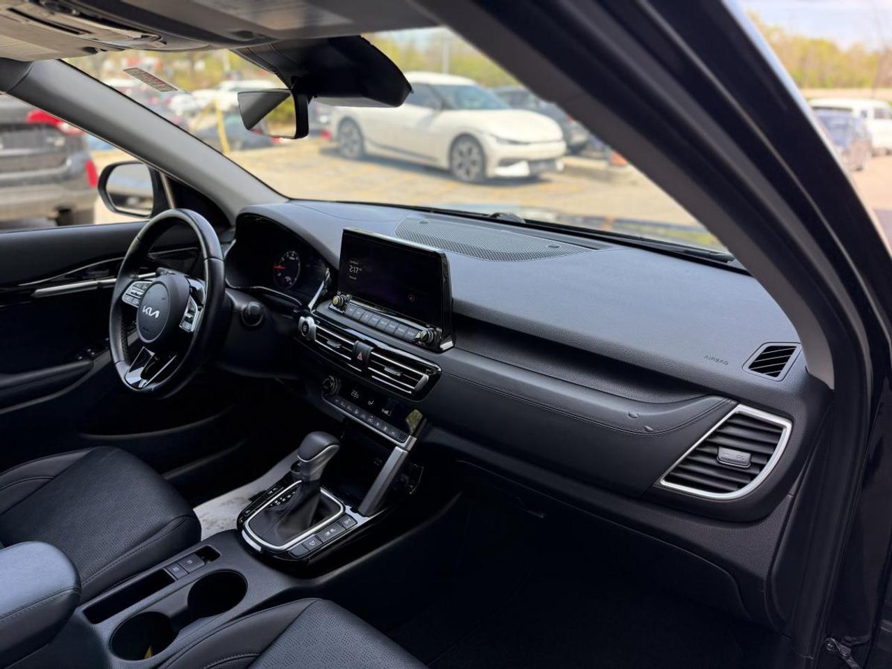 2023 Kia Seltos EX PREMIUM AWD Photo