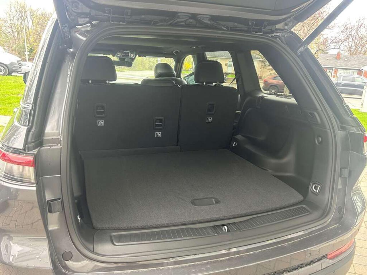 2026 Jeep Grand Cherokee Base 4dr 4x4 Photo