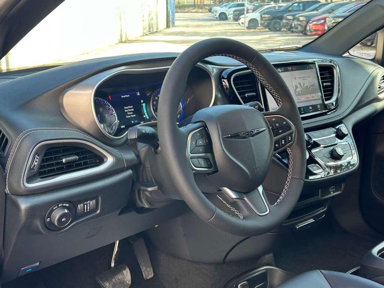 2026 Chrysler Pacifica Select All-Wheel Drive Passenger Van Photo