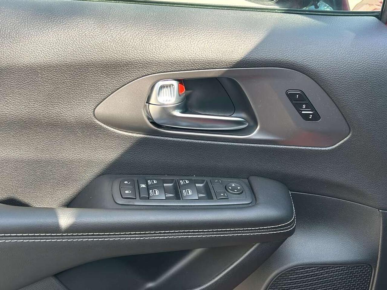 2026 Chrysler Pacifica Select All-Wheel Drive Passenger Van Photo