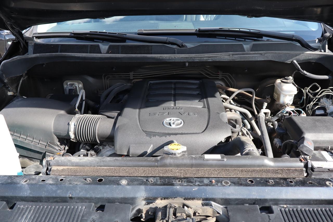 2017 Toyota Tundra Platinum CrewMax 5.7L 4WD No Accident Safety Certi Photo
