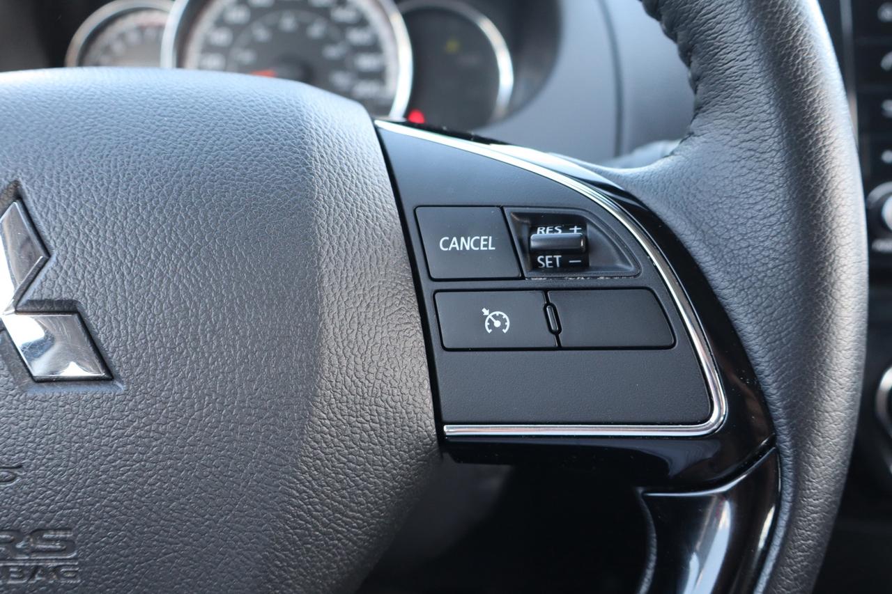 2022 Mitsubishi Mirage SE Photo
