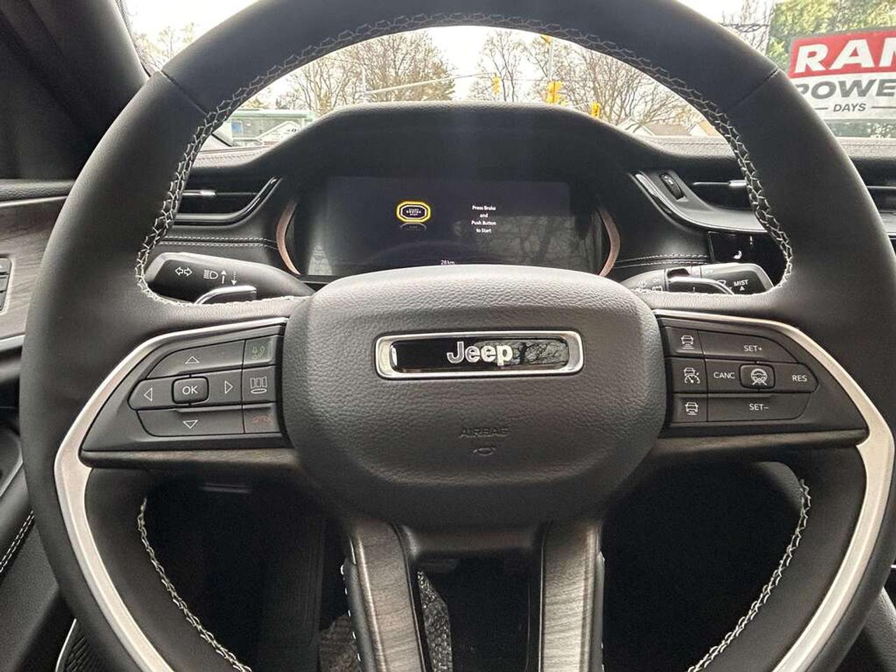 2026 Jeep Grand Cherokee Base 4dr 4x4 Photo