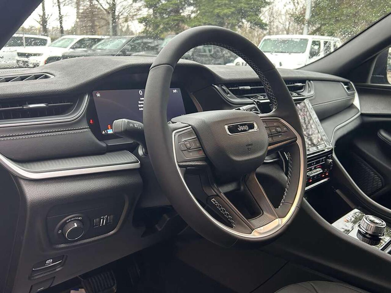 2026 Jeep Grand Cherokee Base 4dr 4x4 Photo