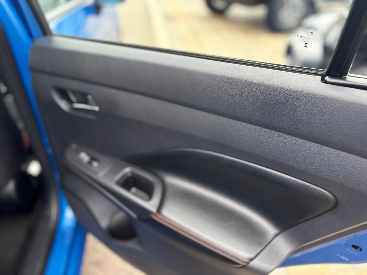 2023 Nissan Versa SR 4DR SEDAN Photo