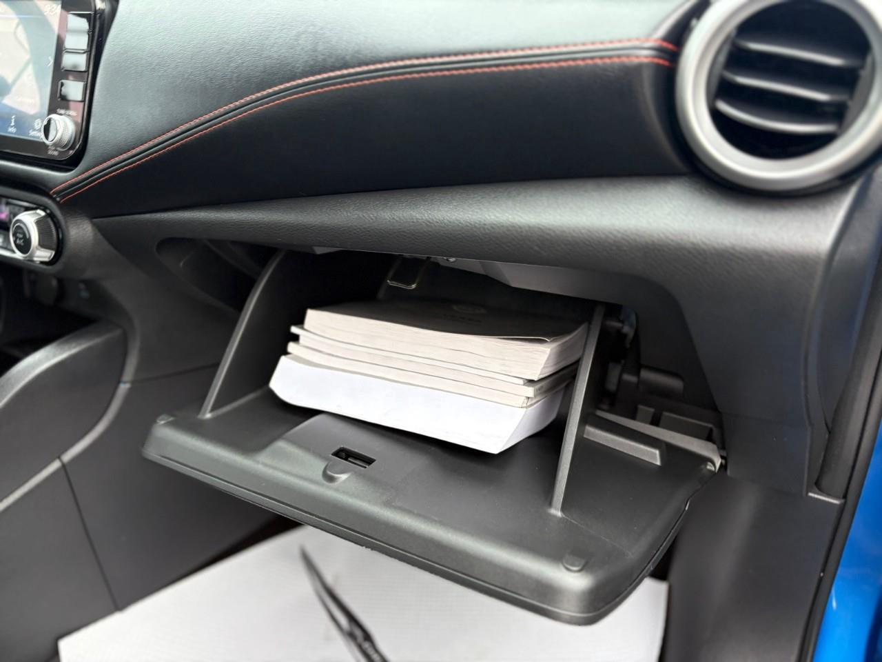2023 Nissan Versa SR 4DR SEDAN Photo