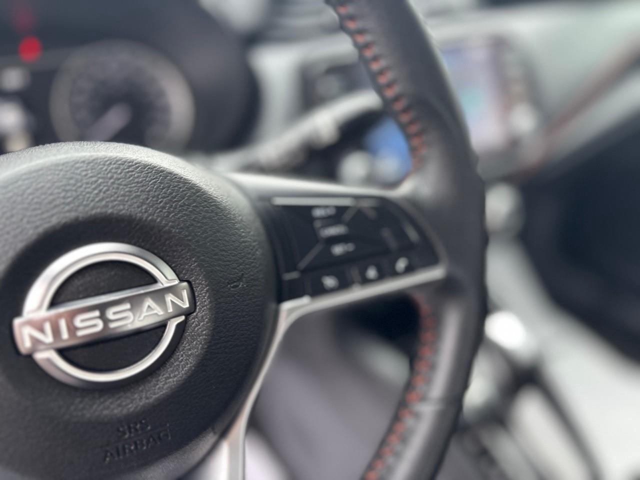 2023 Nissan Versa SR 4DR SEDAN Photo