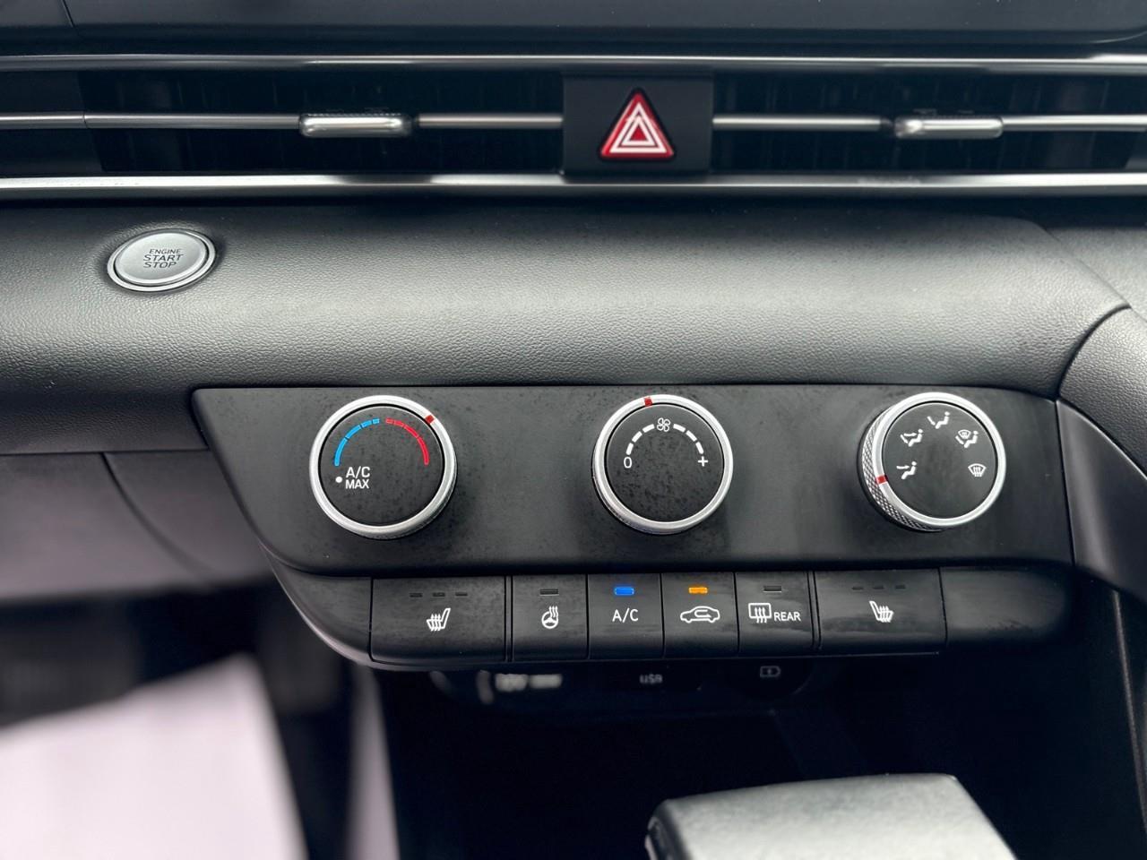2024 Hyundai Elantra PREFERRED 4DR SEDAN Photo