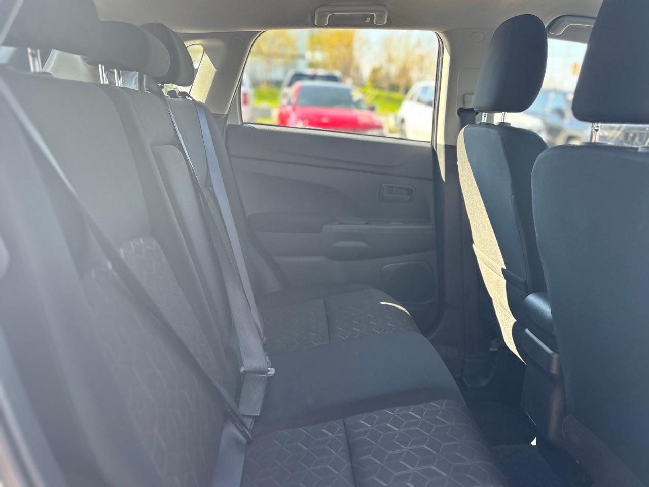 2023 Mitsubishi RVR ES 4dr AWC Photo