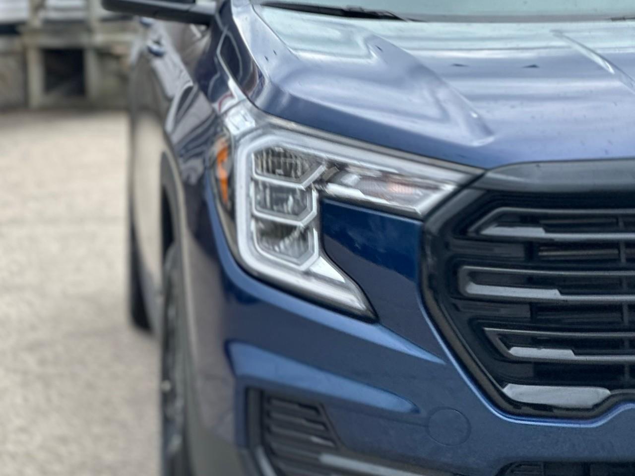 2023 GMC Terrain SLE All-wheel Drive Photo