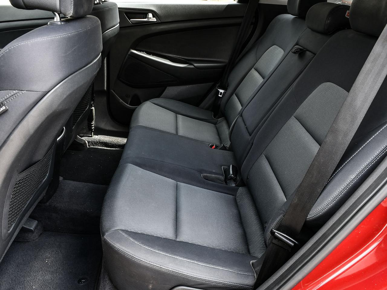 2018 Hyundai Tucson FWD   BT   HEATED SEAT  2SETS RIM&TIRE   CERTIFIED Photo