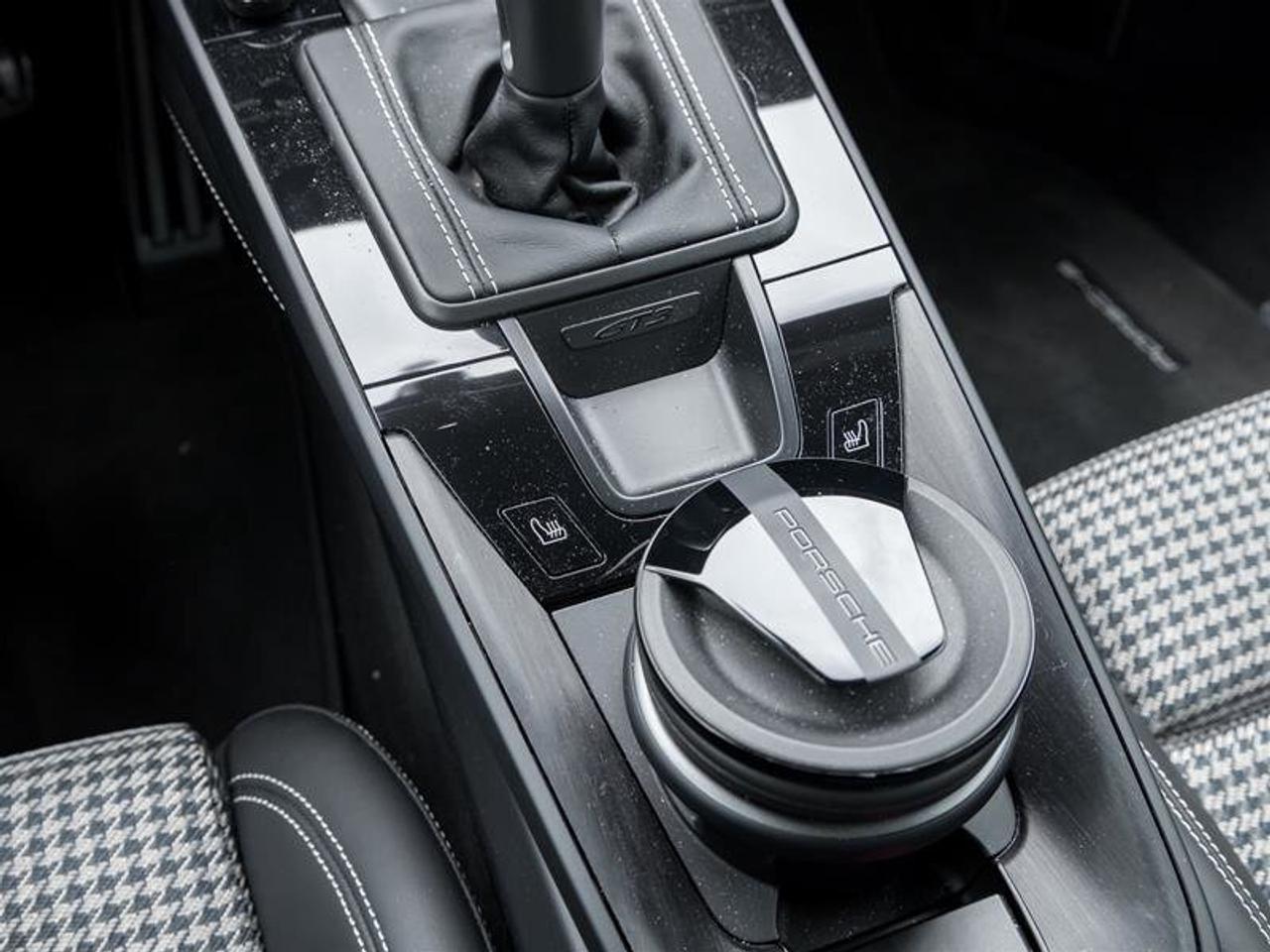 2024 Porsche 911 GT3 with Touring Package Photo