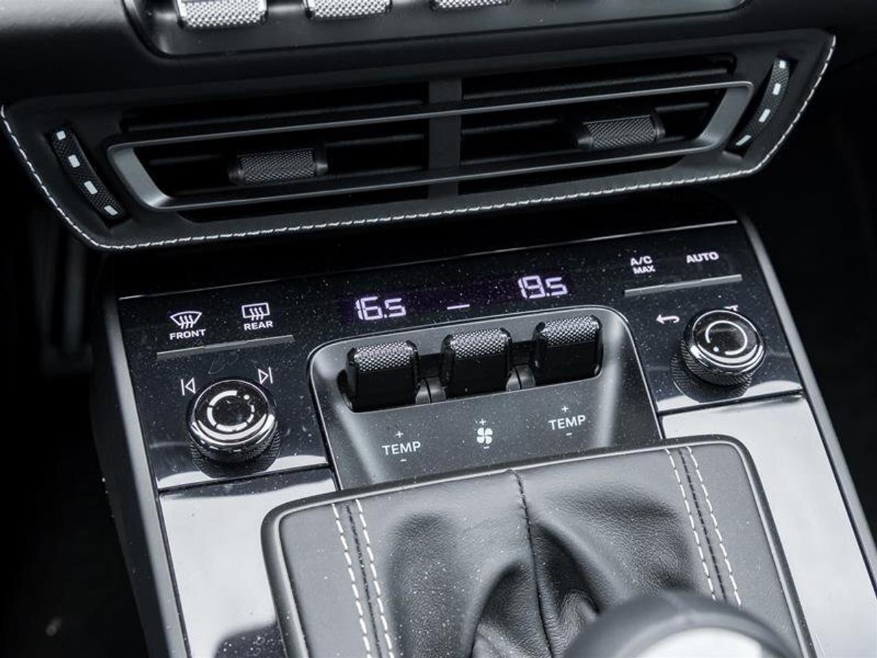 2024 Porsche 911 GT3 with Touring Package Photo