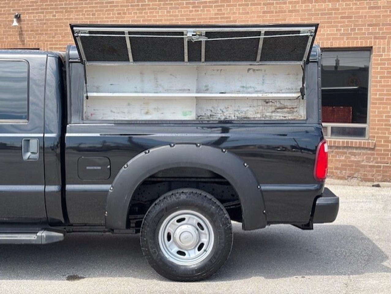 2015 Ford F-250 4WD CREW CAB-SHORT BOX-CAP-BED SLIDE-CERTIFIED!! Photo2