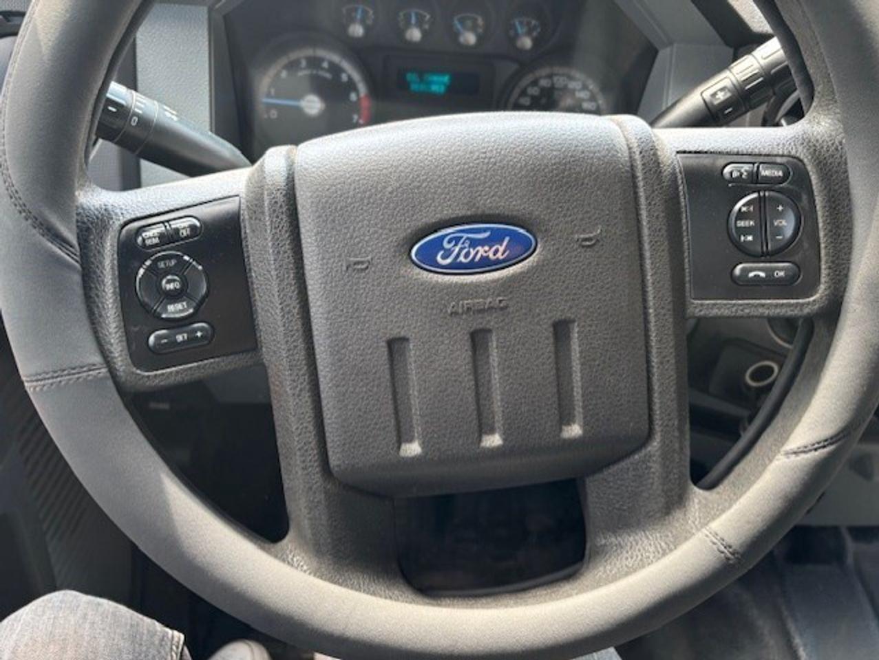 2015 Ford F-250 4WD CREW CAB-SHORT BOX-CAP-BED SLIDE-CERTIFIED!! Photo