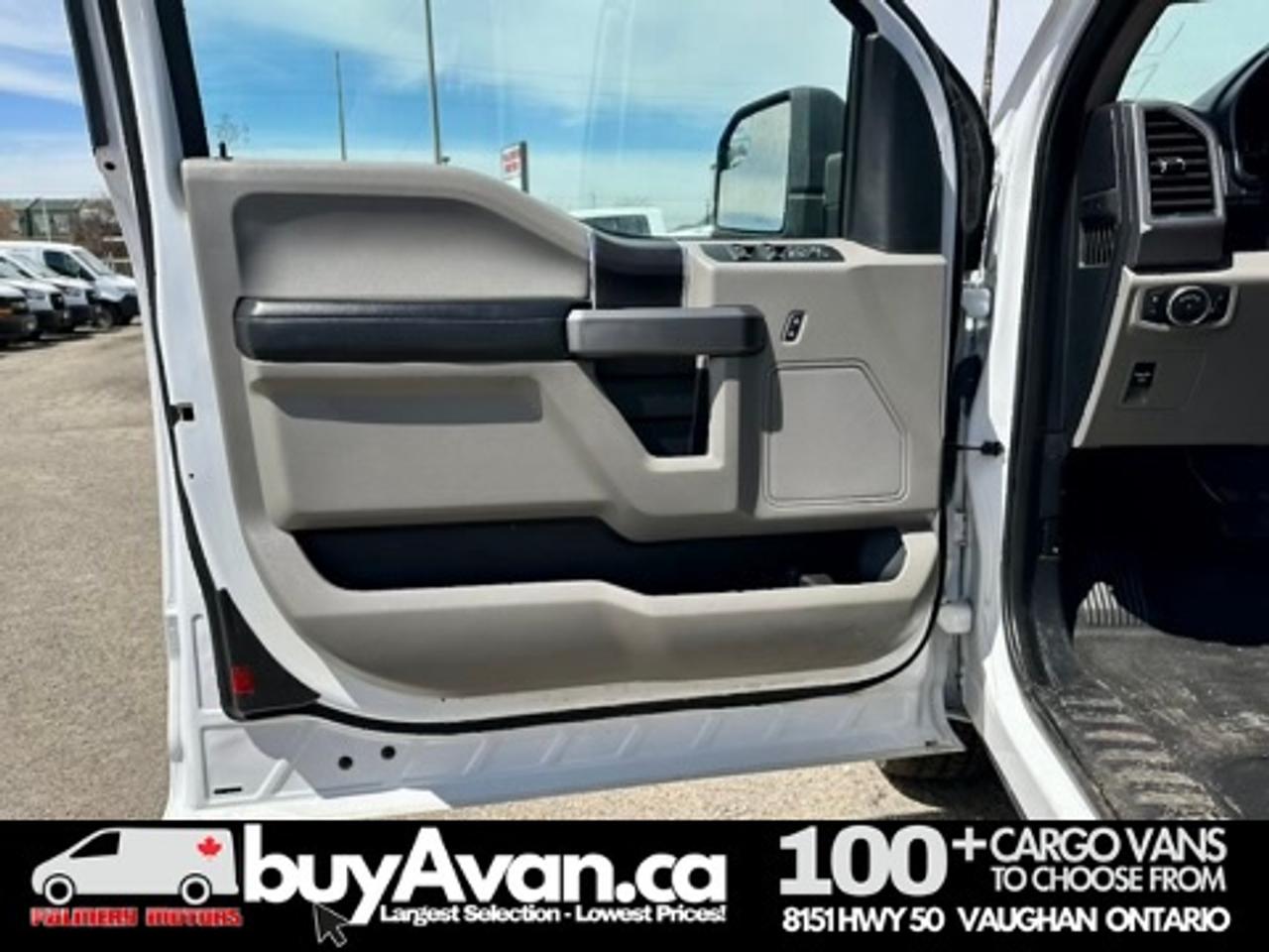 2019 Ford F-150 F-150 XLT Ext Cab 6.5FT Box 4x4 + Cap Racks Photo