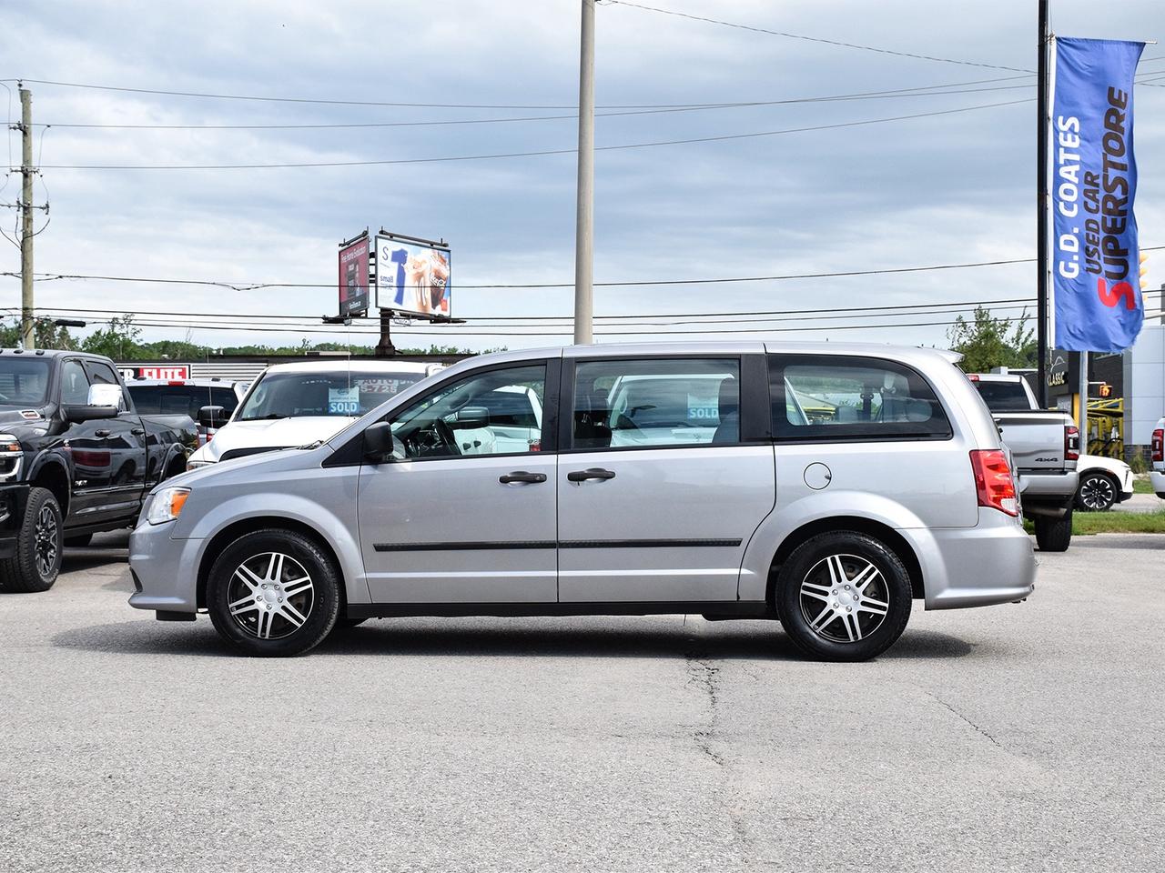 2017 Dodge Grand Caravan SE ~Heated Mirrors ~Stow 'N Go ~A/C ~Clean Carfax Photo