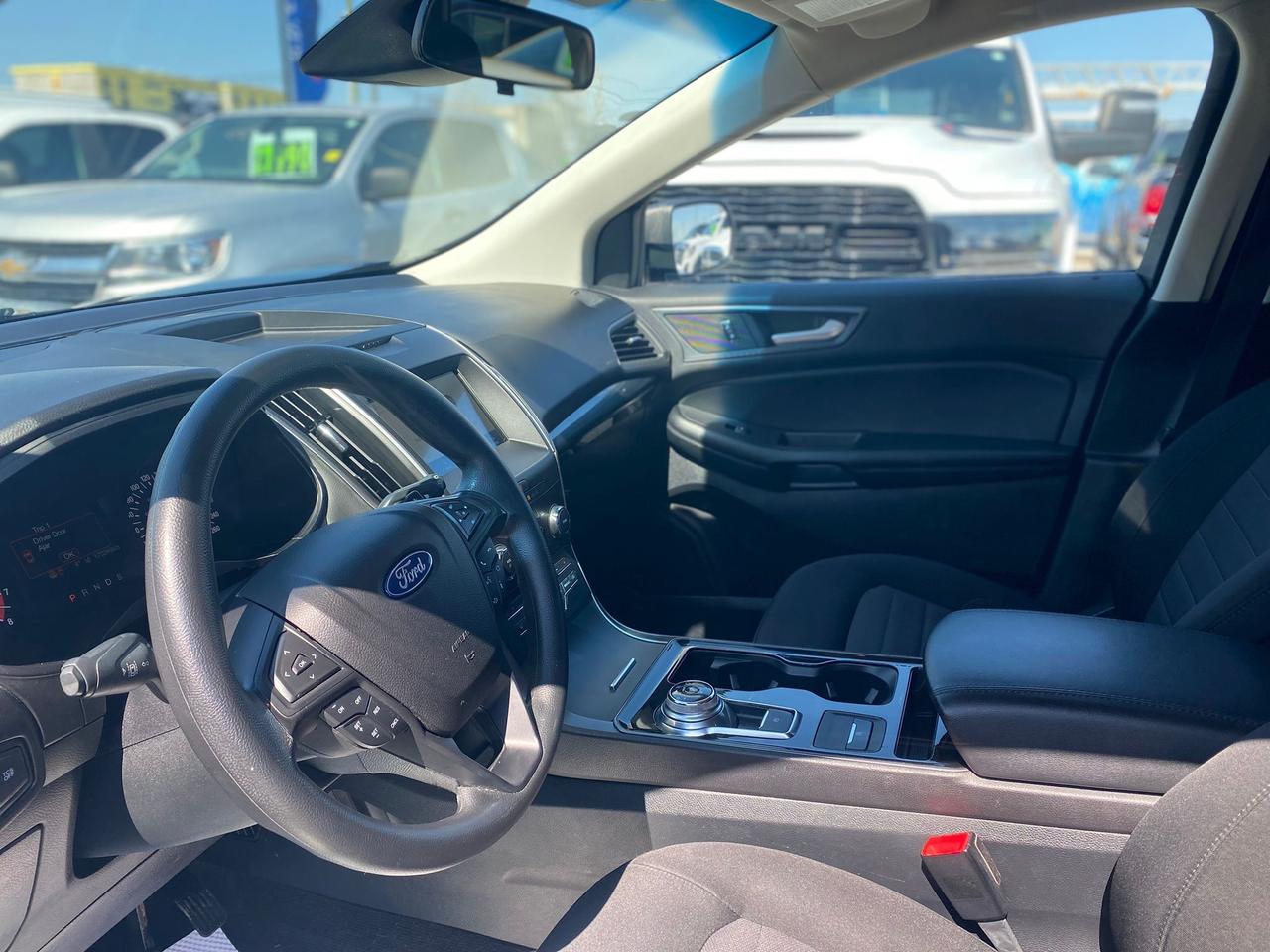 2020 Ford Edge SE AWD ~Camera ~Bluetooth ~Blind Spot ~CarPlay Photo