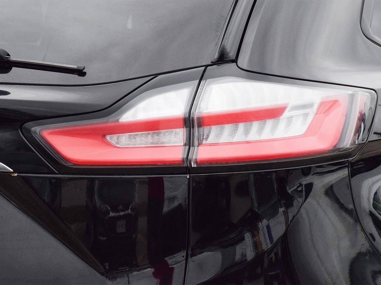 2020 Ford Edge SE AWD ~Camera ~Bluetooth ~Blind Spot ~CarPlay Photo