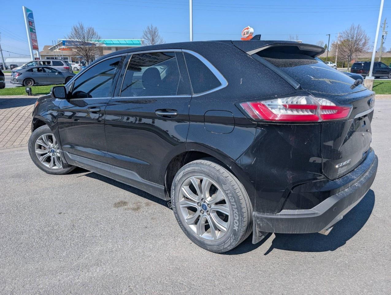 2019 Ford Edge Titanium AWD Photo
