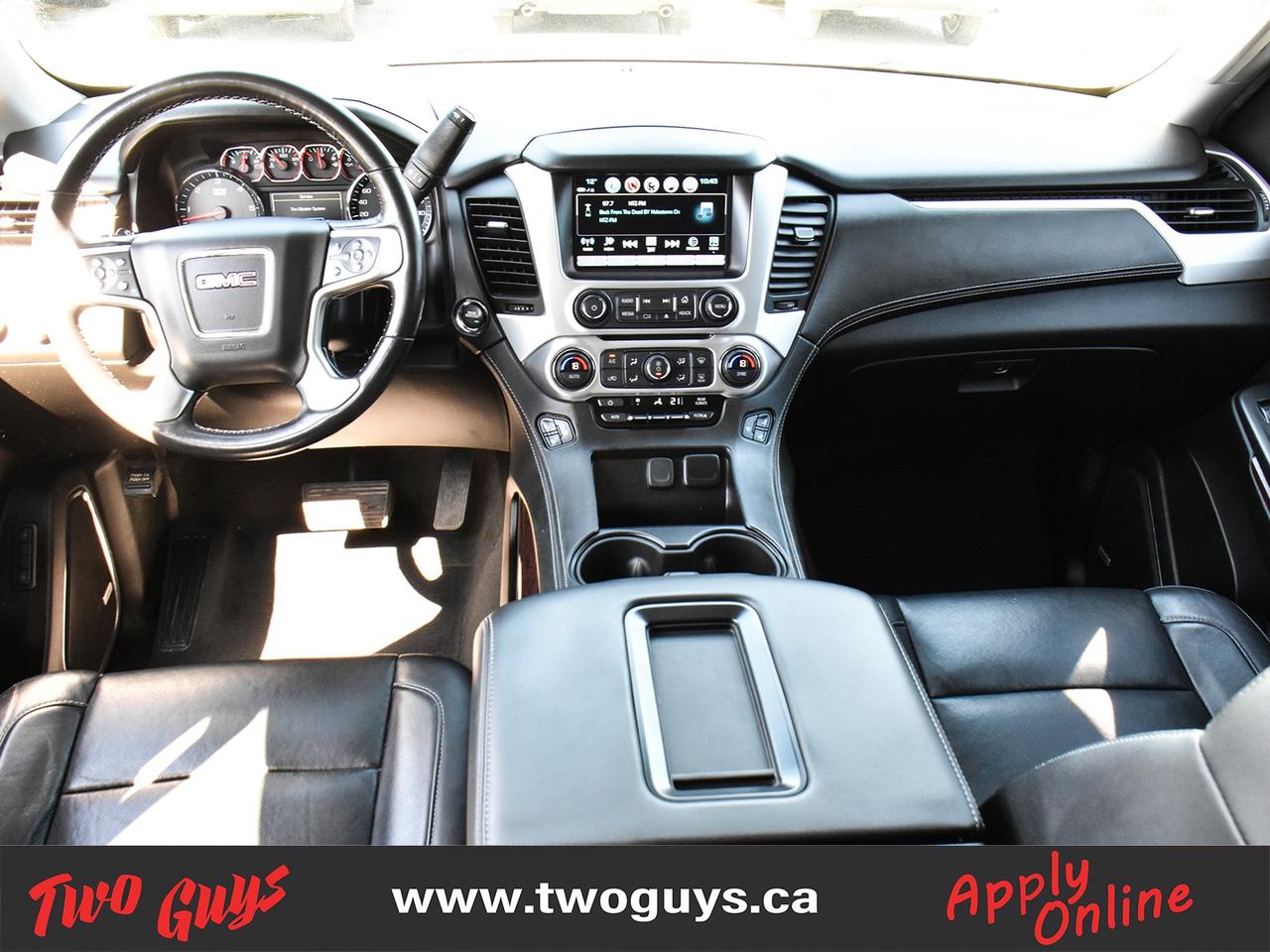 2019 GMC Yukon XL SLT 5.3L 4WD   7 Pass   Leather   DVD   Nav   Sunr Photo