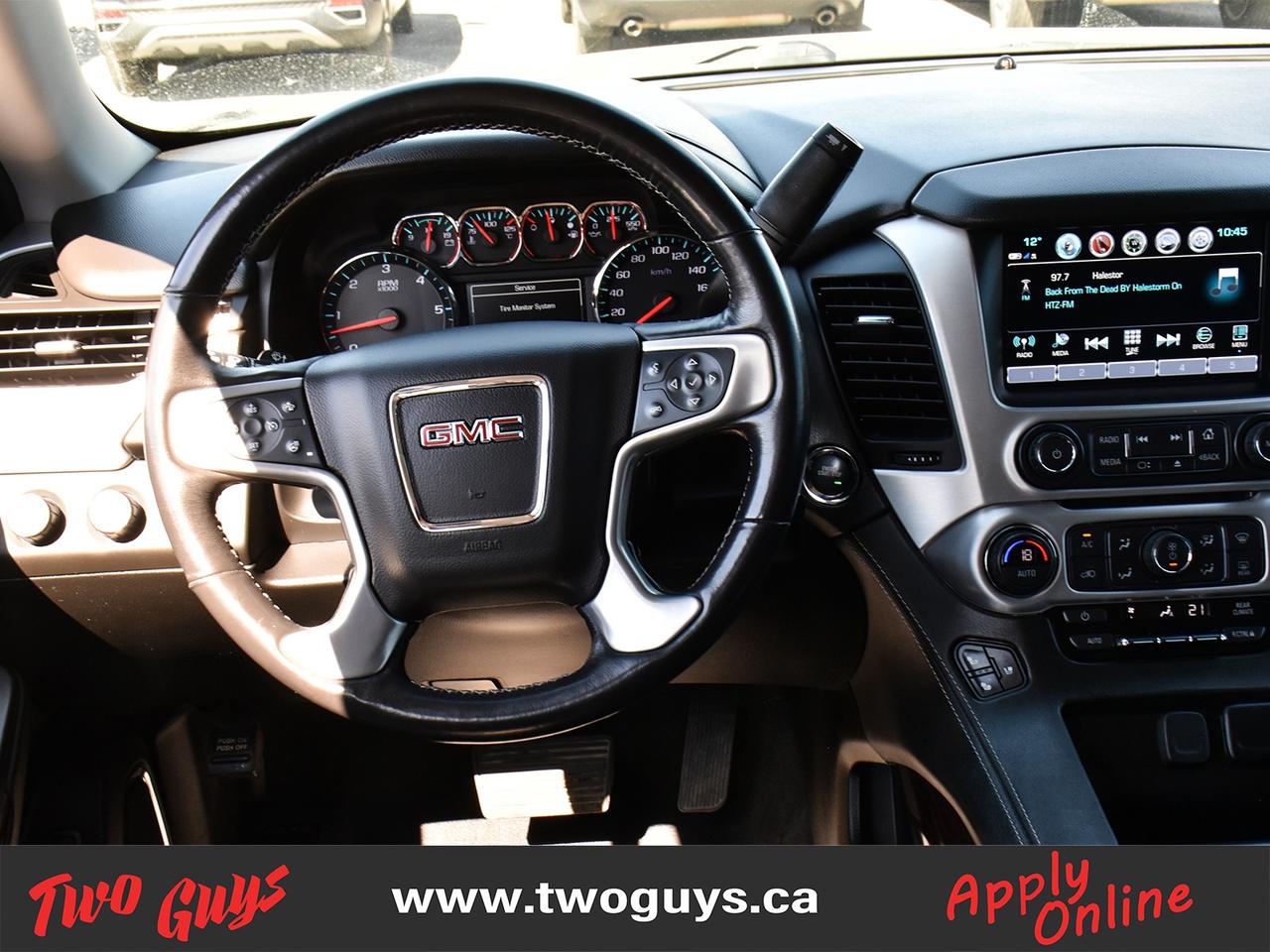 2019 GMC Yukon XL SLT 5.3L 4WD   7 Pass   Leather   DVD   Nav   Sunr Photo