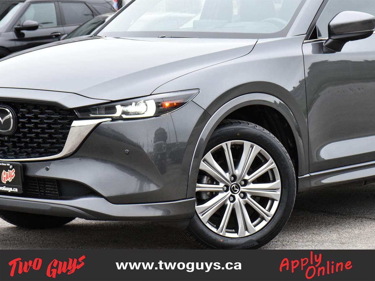 2022 Mazda CX-5 Signature AWD Leather Sunroof Nav Back Up Camera Photo
