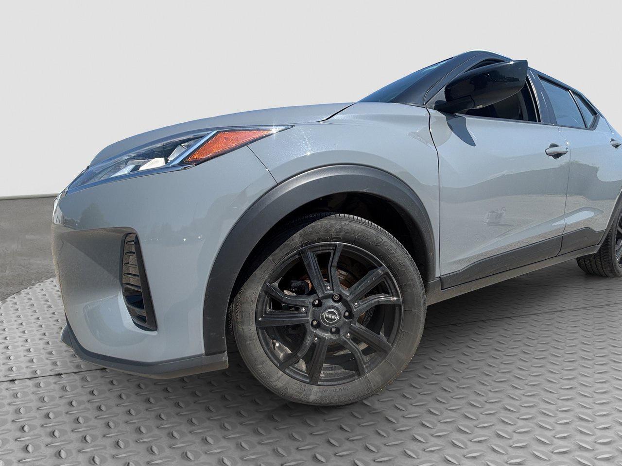 2023 Nissan Kicks SV Photo