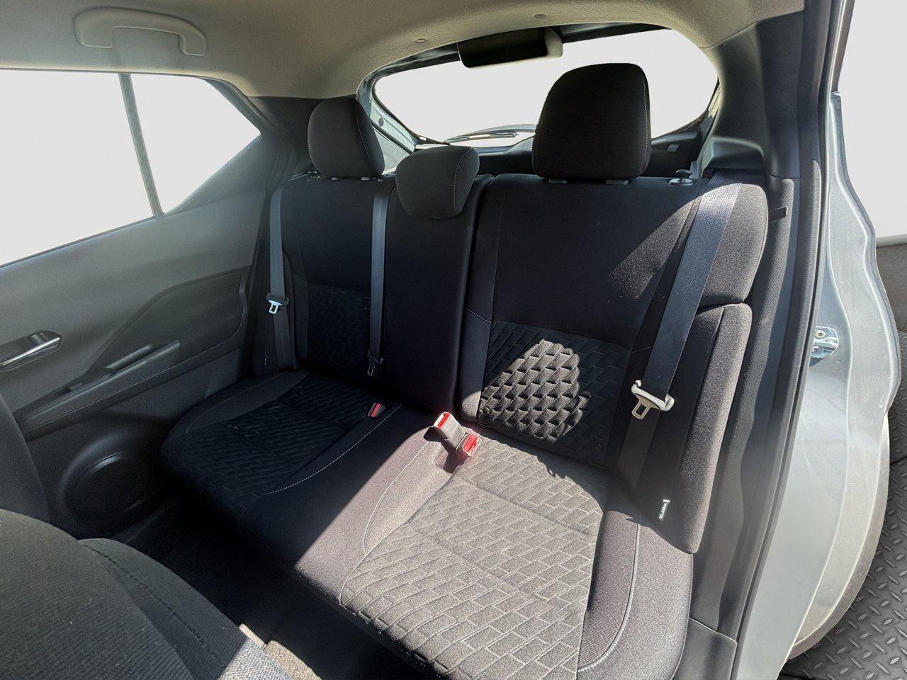 2023 Nissan Kicks SV Photo