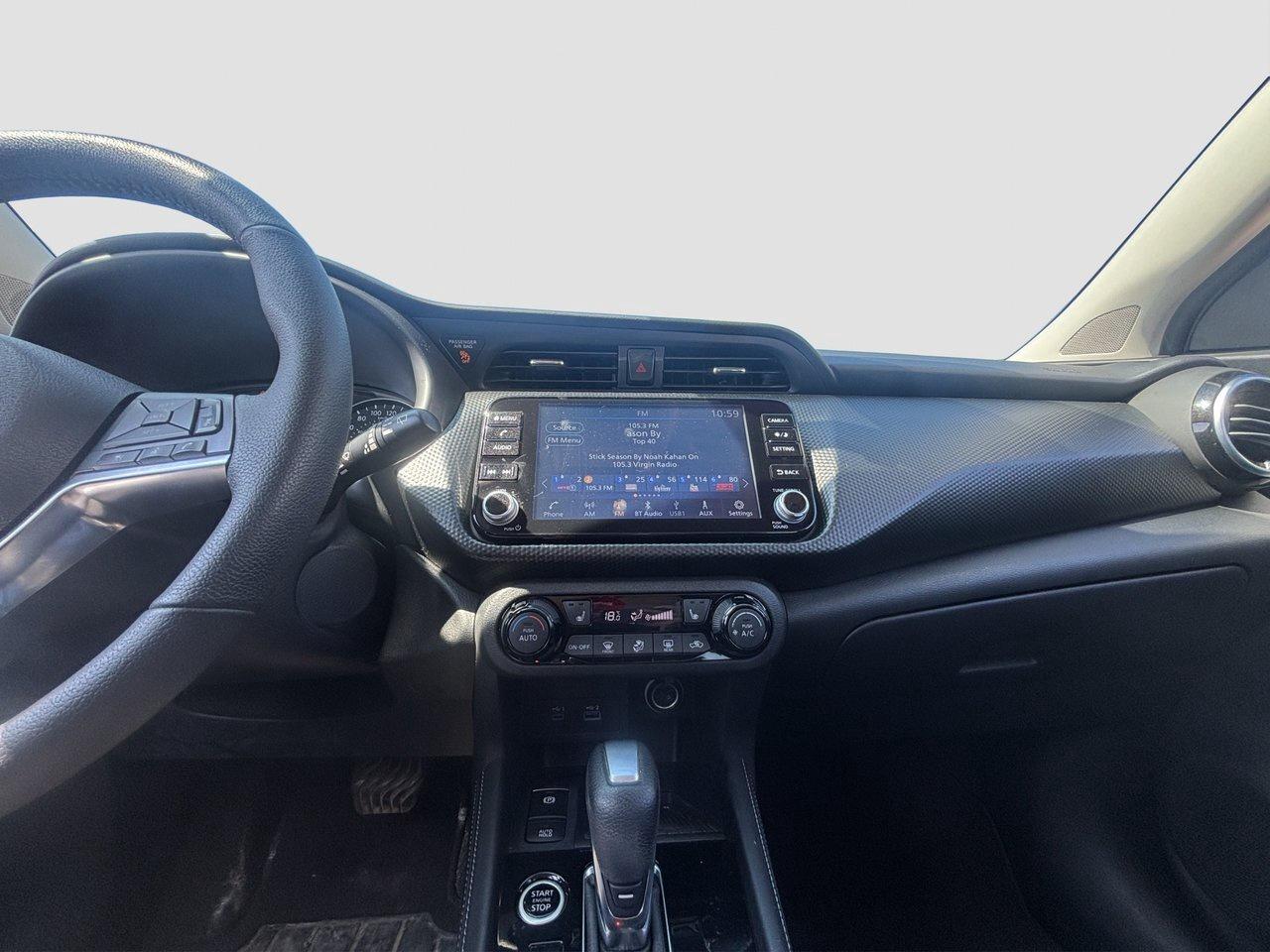 2023 Nissan Kicks SV Photo