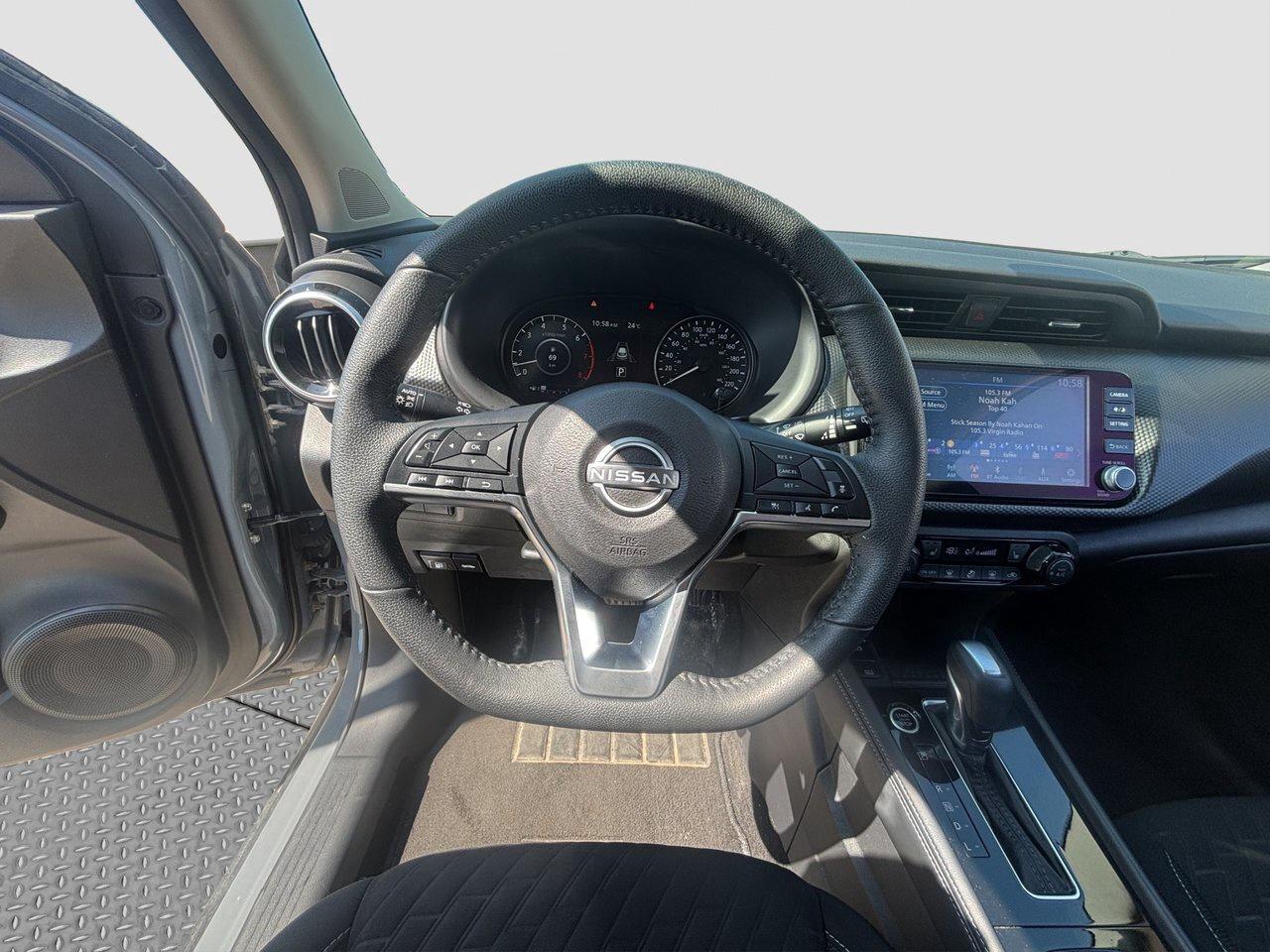 2023 Nissan Kicks SV Photo