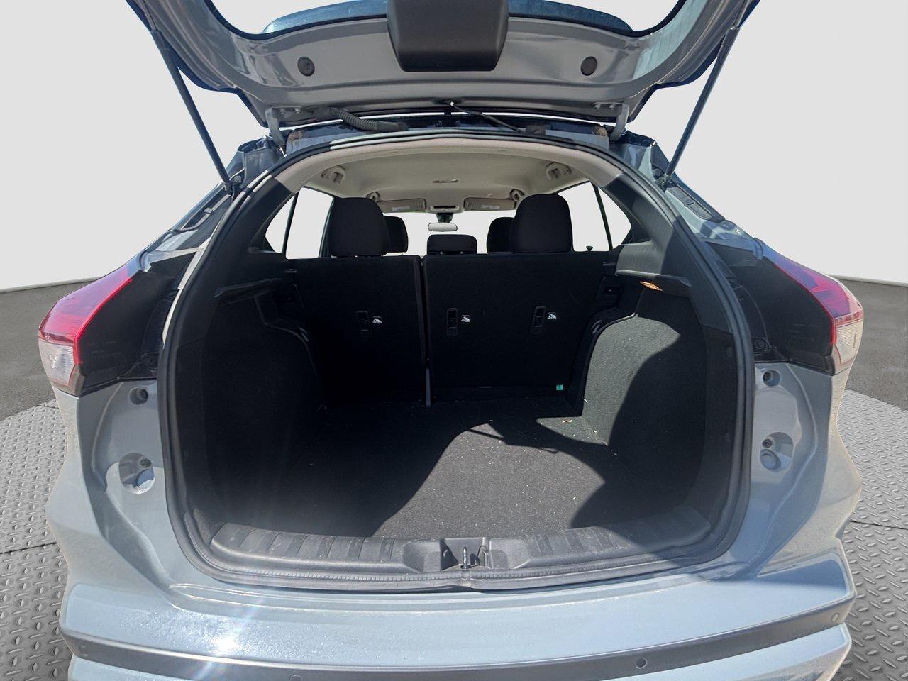 2023 Nissan Kicks SV Photo