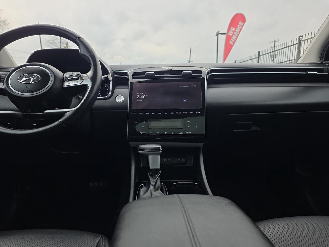 2023 Hyundai Tucson AWD w/Trend Package * LOW KM / 1 OWNER / PANORAMIC Photo
