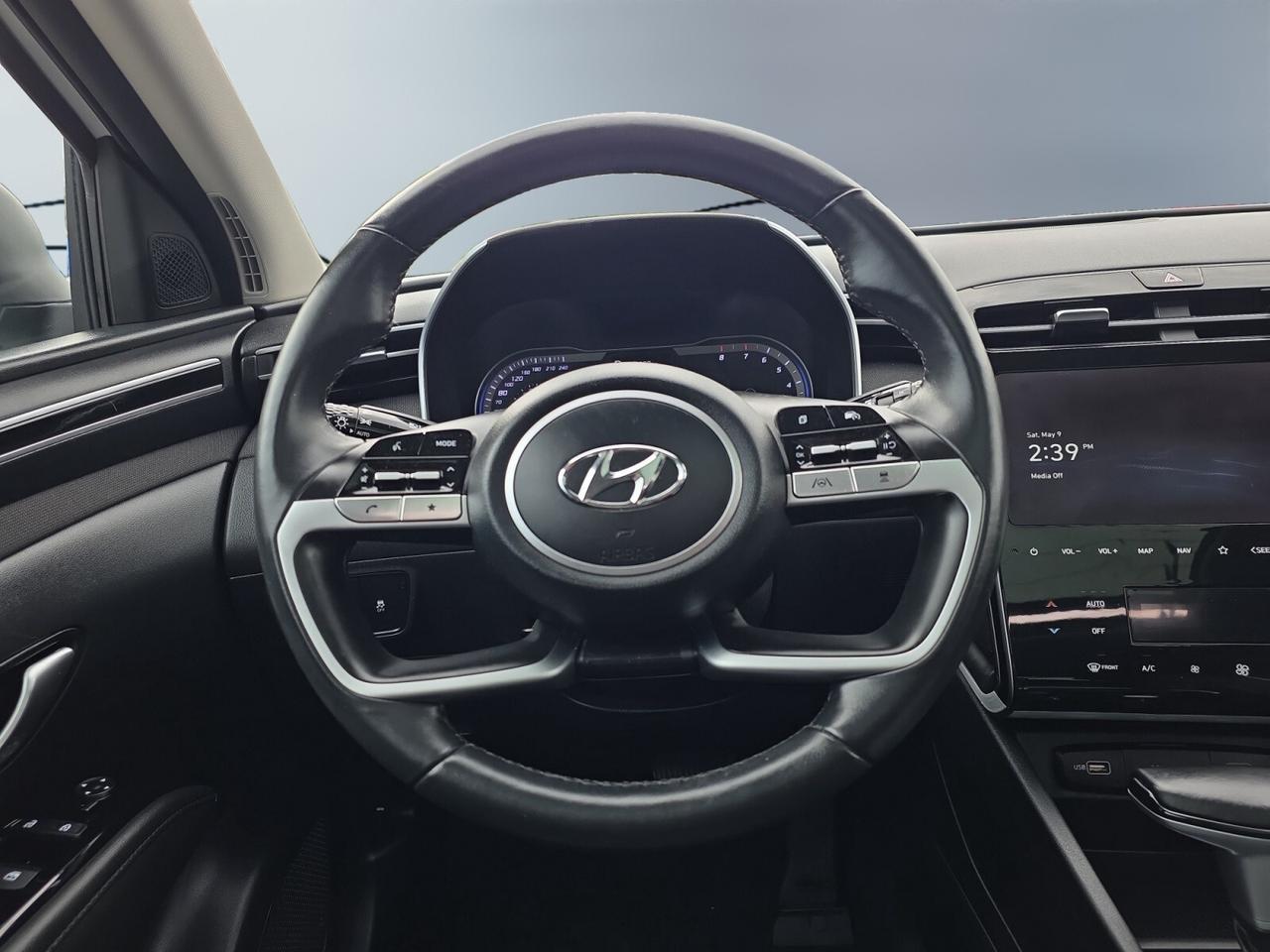 2023 Hyundai Tucson AWD w/Trend Package * LOW KM / 1 OWNER / PANORAMIC Photo
