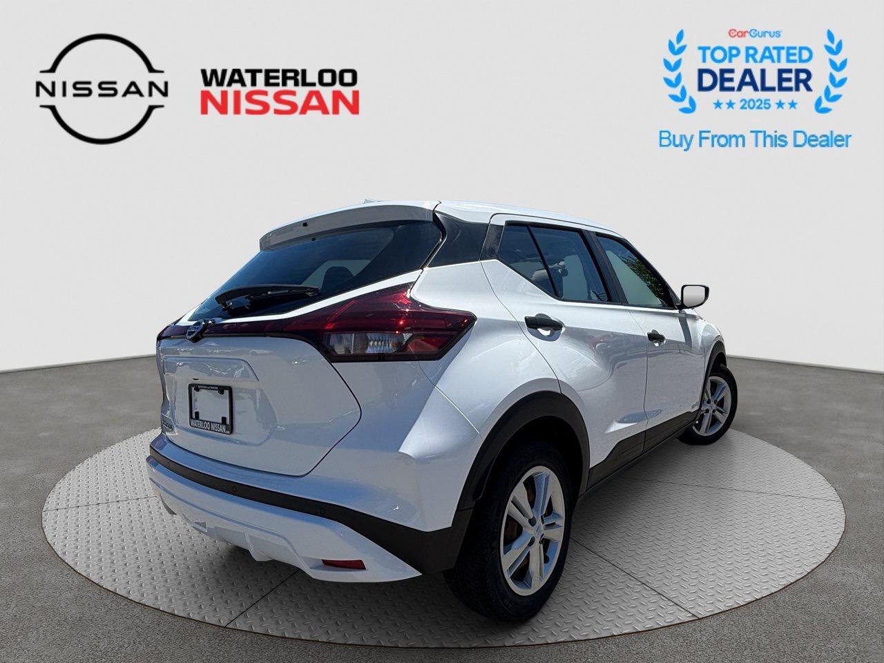 2021 Nissan Kicks S Photo