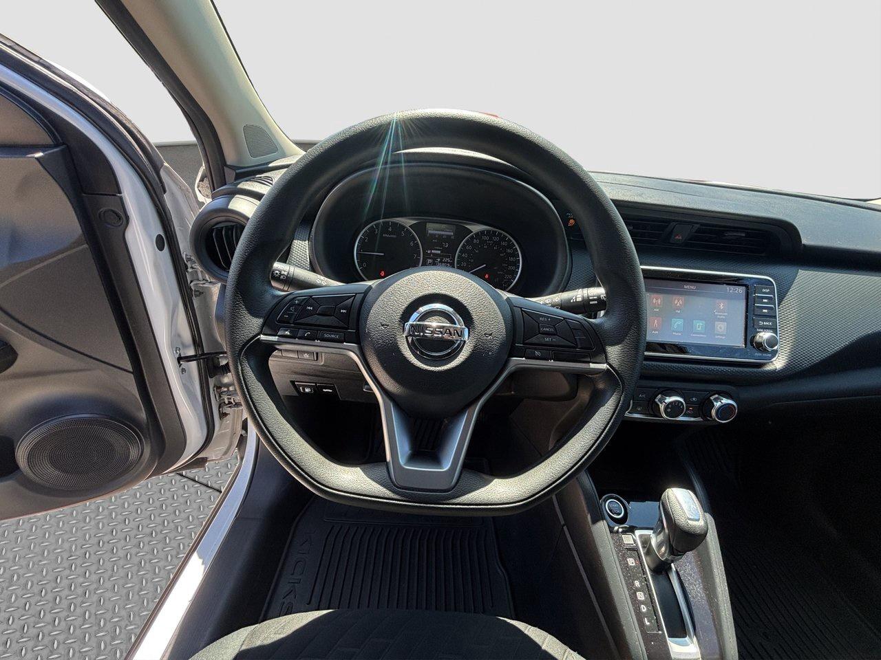 2021 Nissan Kicks S Photo