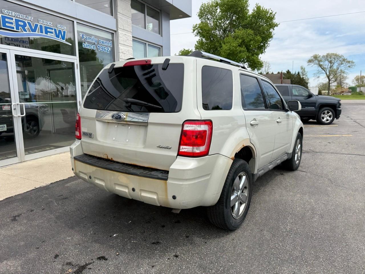 2009 Ford Escape Limited 3.0L 4dr 4x4 Photo
