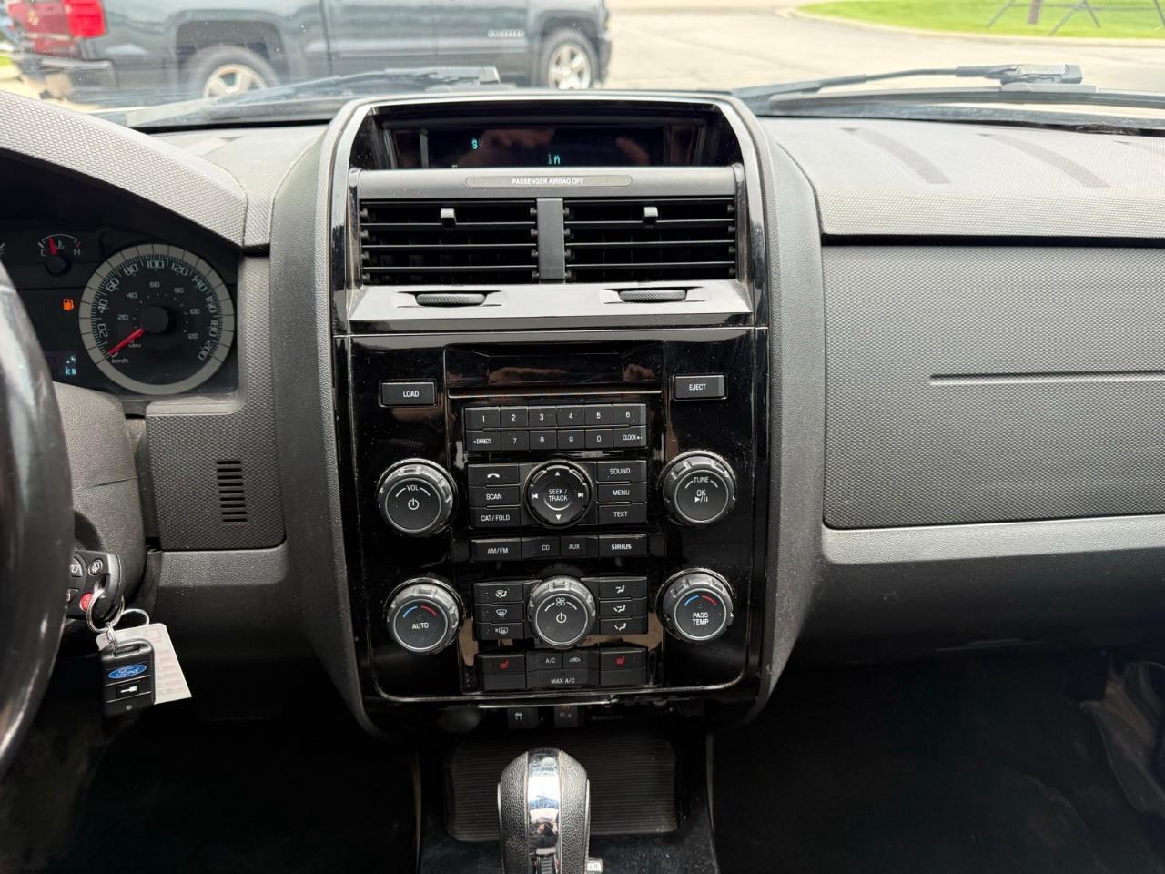 2009 Ford Escape Limited 3.0L 4dr 4x4 Photo