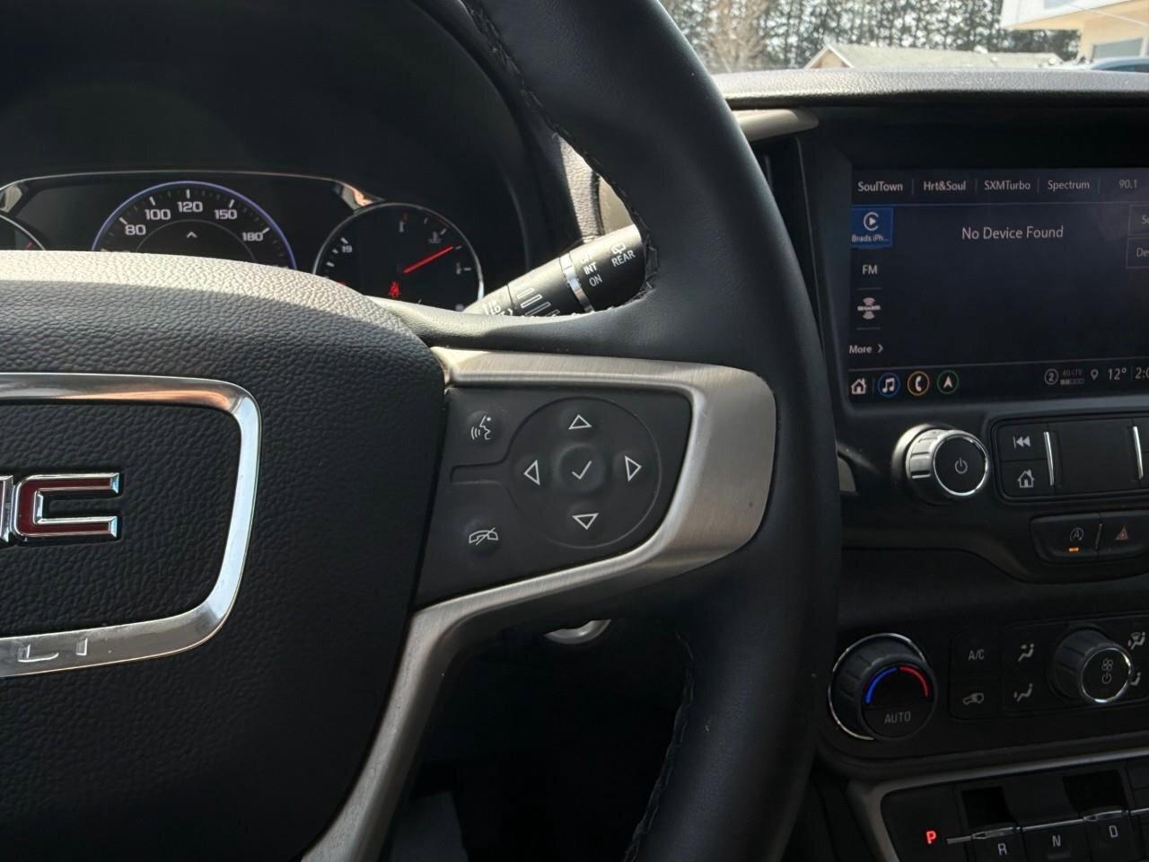 2024 GMC Terrain Denali ALL WEATHER MATS. SUNROOF. LEATHER. Photo