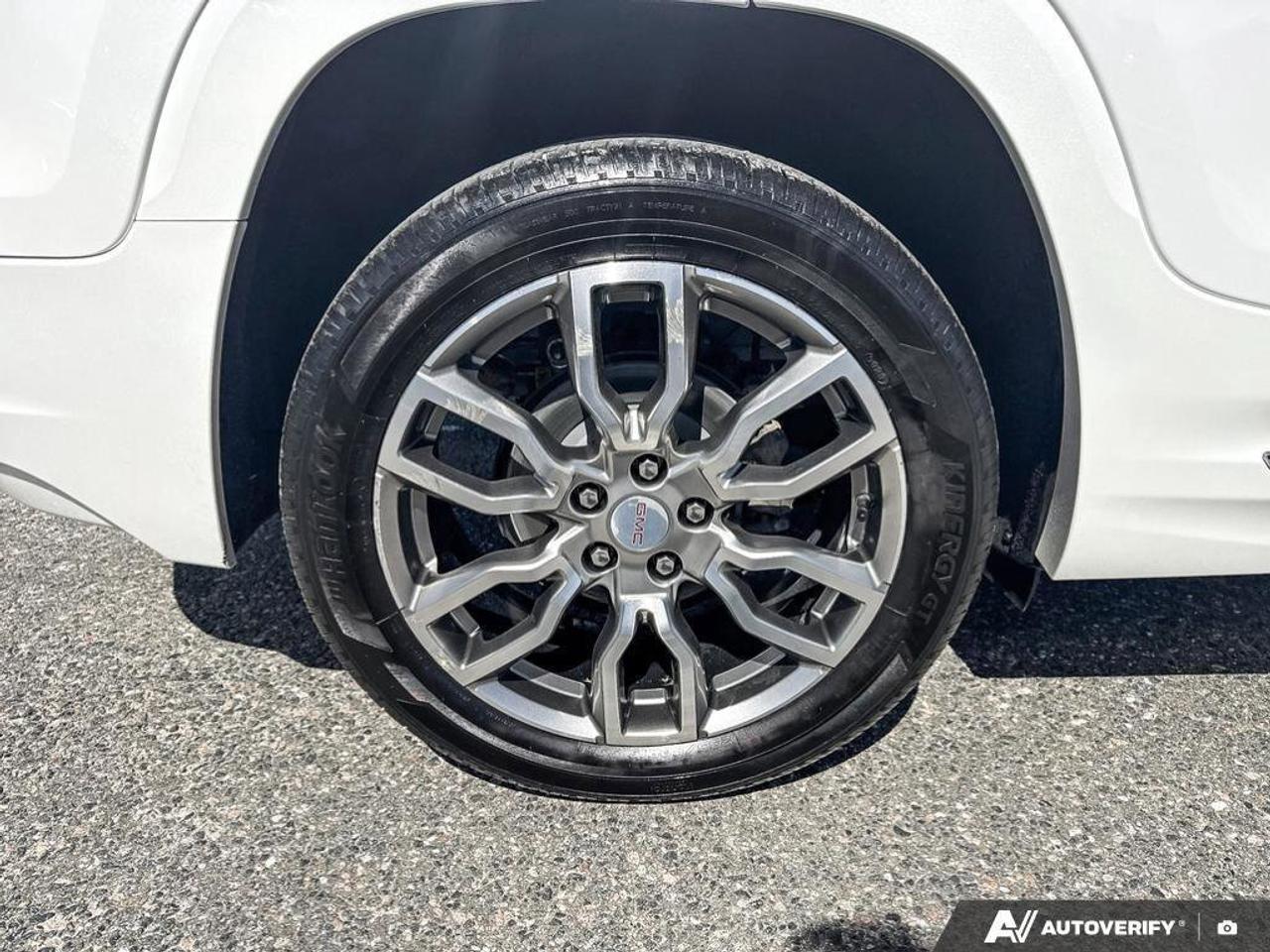 2024 GMC Terrain Denali ALL WEATHER MATS. SUNROOF. LEATHER. SUMMER Photo