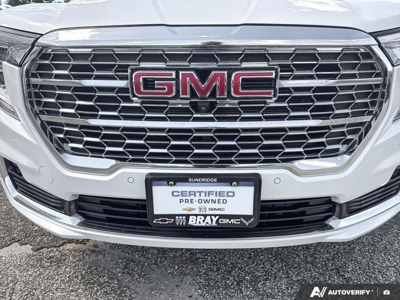 2024 GMC Terrain Denali ALL WEATHER MATS. SUNROOF. LEATHER. SUMMER Photo