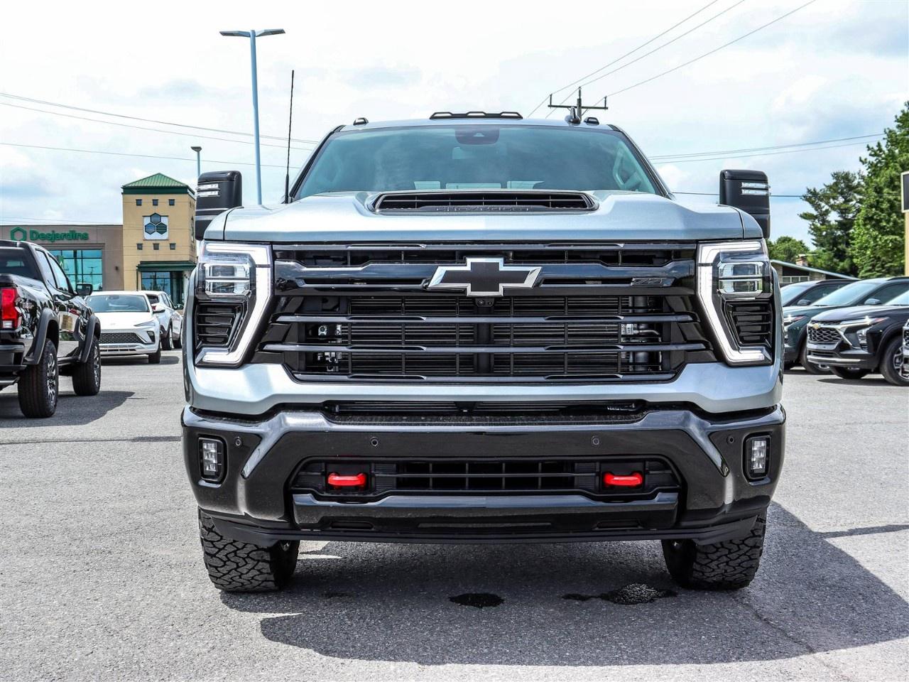 2026 Chevrolet Silverado 3500HD 4WD Crew Cab Standard Box LT Photo