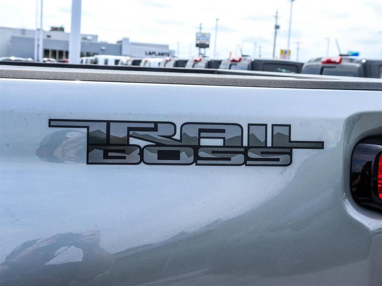 2026 Chevrolet Silverado 3500HD 4WD Crew Cab Standard Box LT Photo