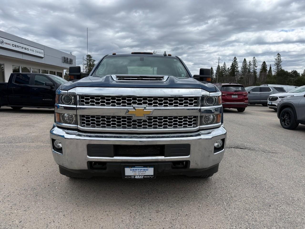 2019 Chevrolet SILVERADO 2500HD LT RUNNING BOARDS. HD TRAILERING PKG. SNOW PLOW PR Photo