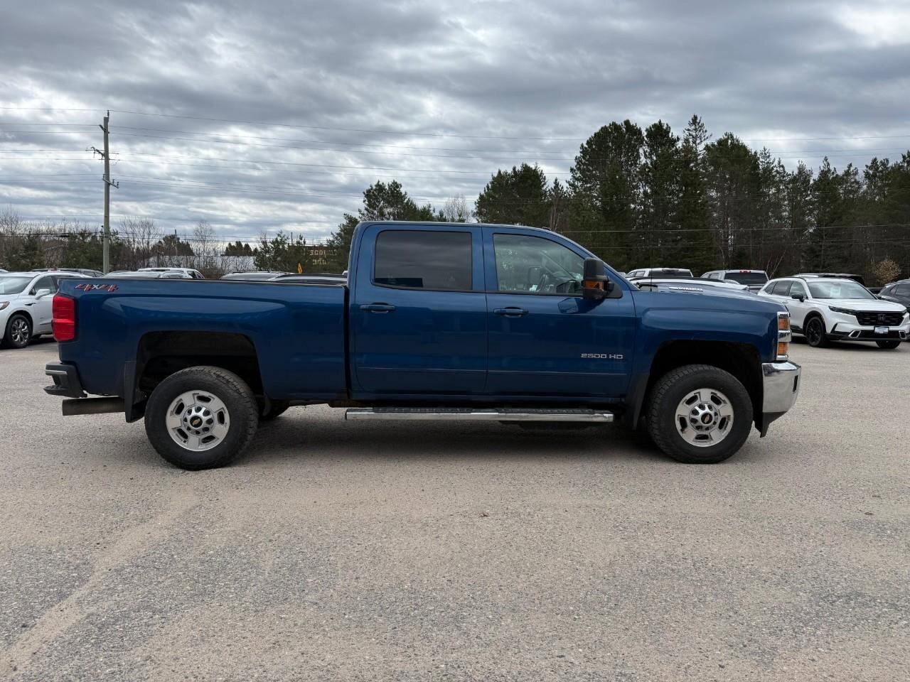 2019 Chevrolet SILVERADO 2500HD LT RUNNING BOARDS. HD TRAILERING PKG. SNOW PLOW PR Photo