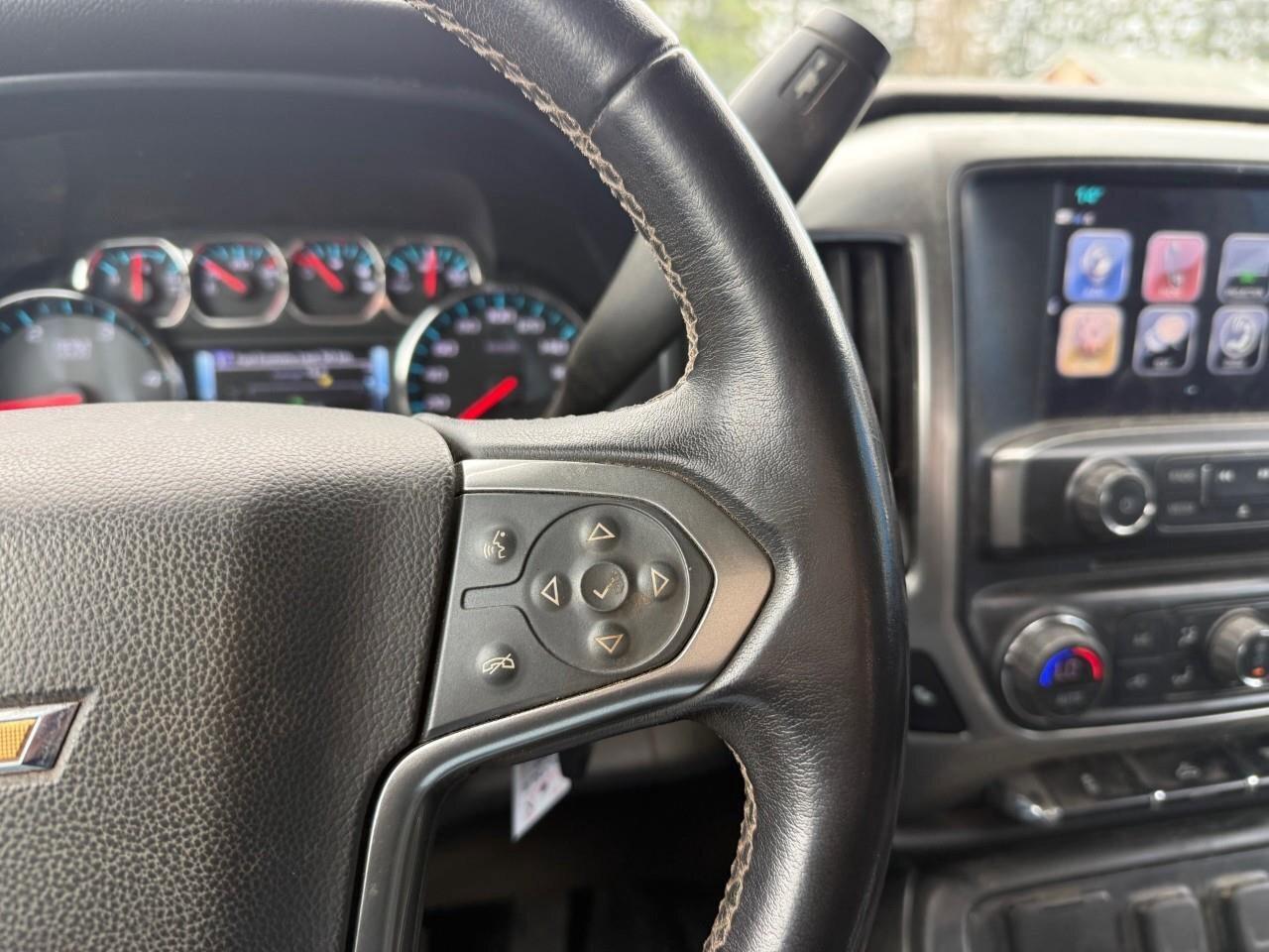 2019 Chevrolet SILVERADO 2500HD LT RUNNING BOARDS. HD TRAILERING PKG. SNOW PLOW PR Photo