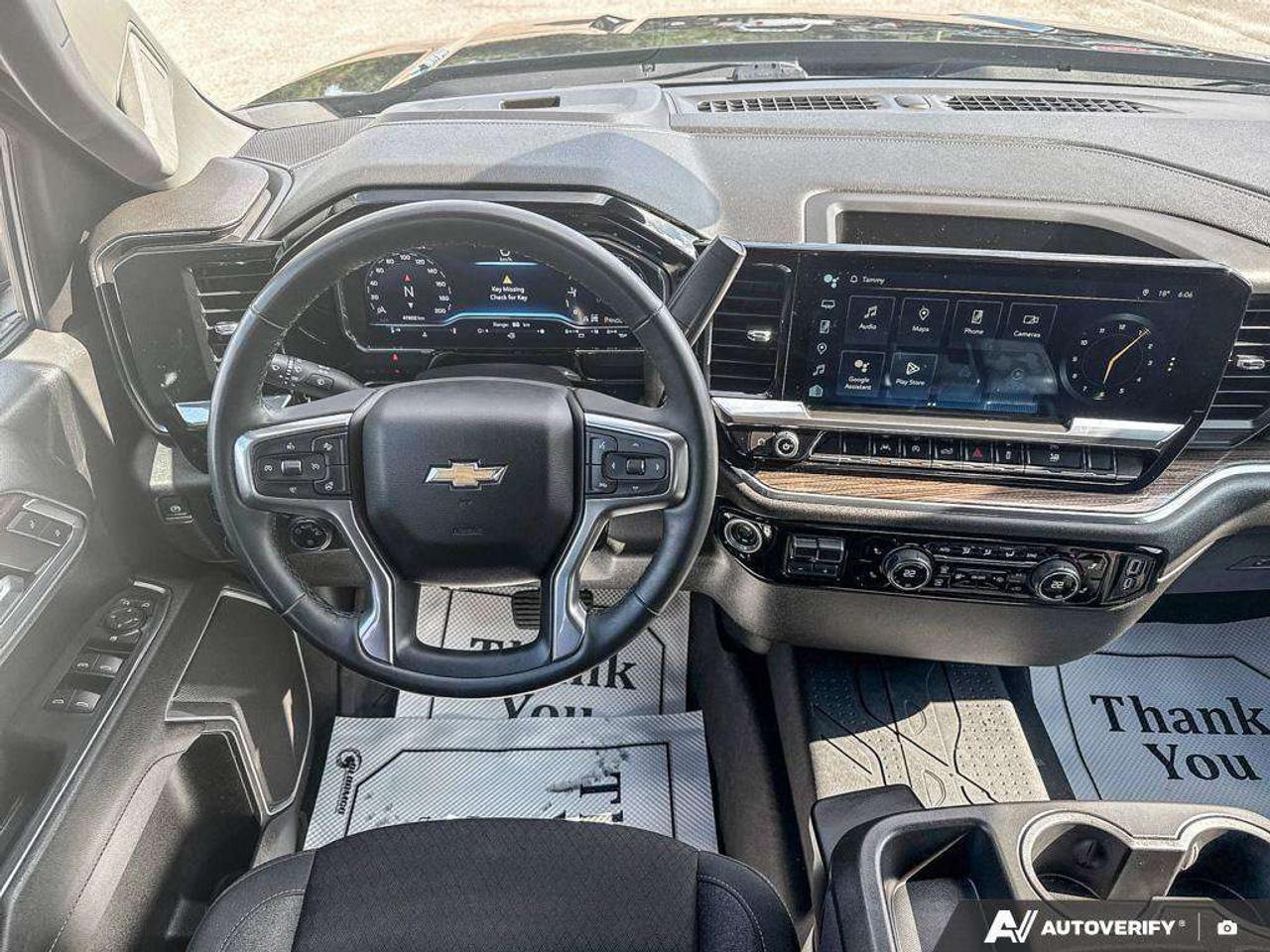 2024 Chevrolet Silverado 1500 LEASE RETURN. RUNNING BOARDS. TONNEAU COVER. TRAILERING PKG. Z71 OFF ROAD PKG. TRUE NORTH EDITION. Photo
