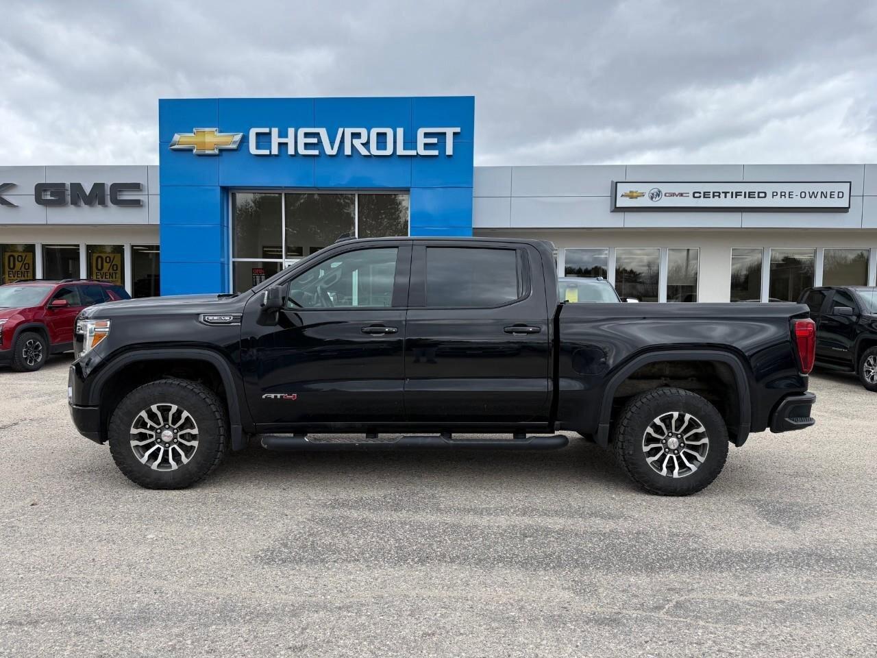 2021 GMC Sierra 1500 AT4 RUNNING BOARDS. TONNEAU COVER. OFF ROAD SUSPEN Photo3
